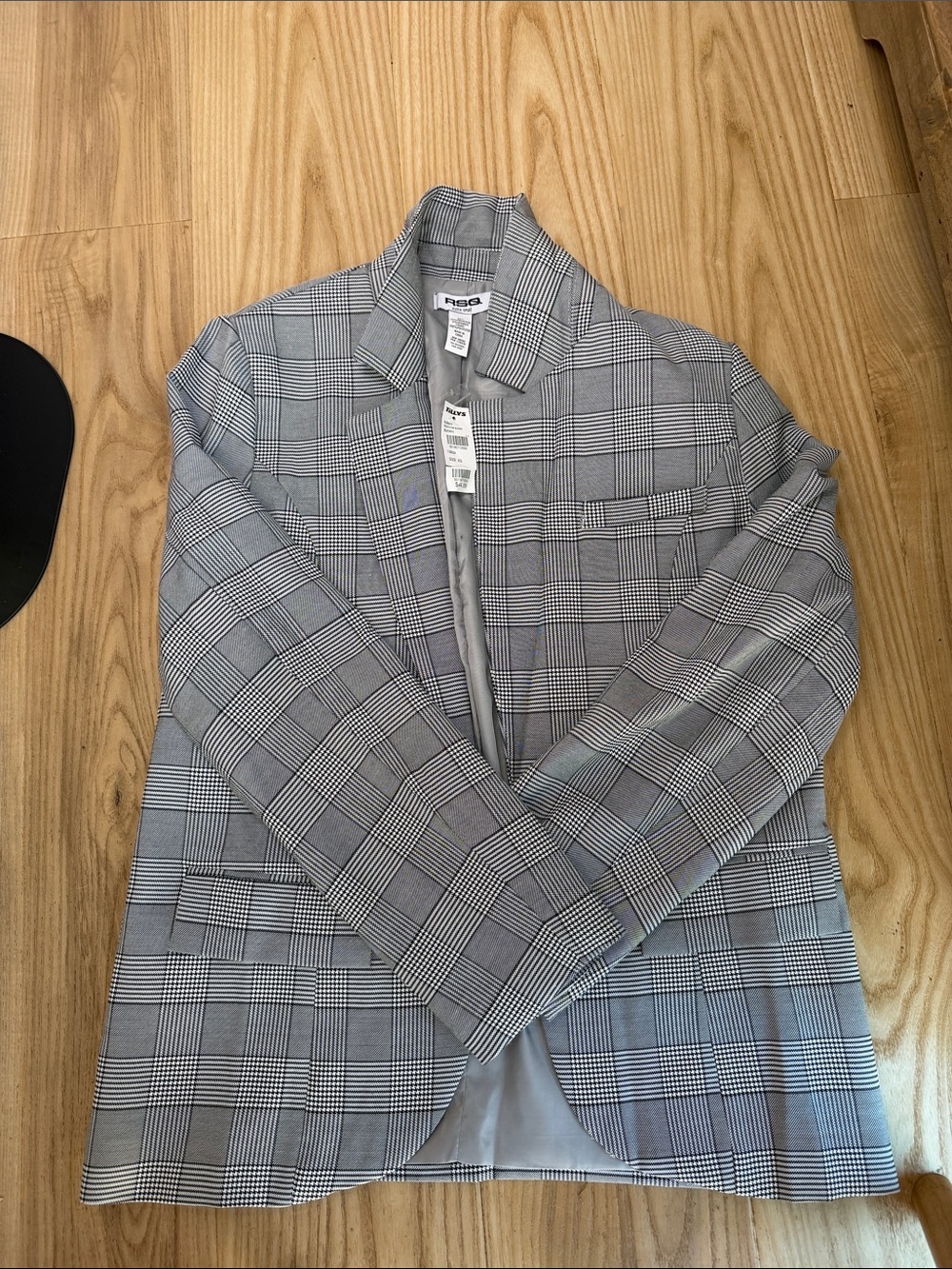 Tilly's Men's Gray Plaid Button Down Shirt Jacket